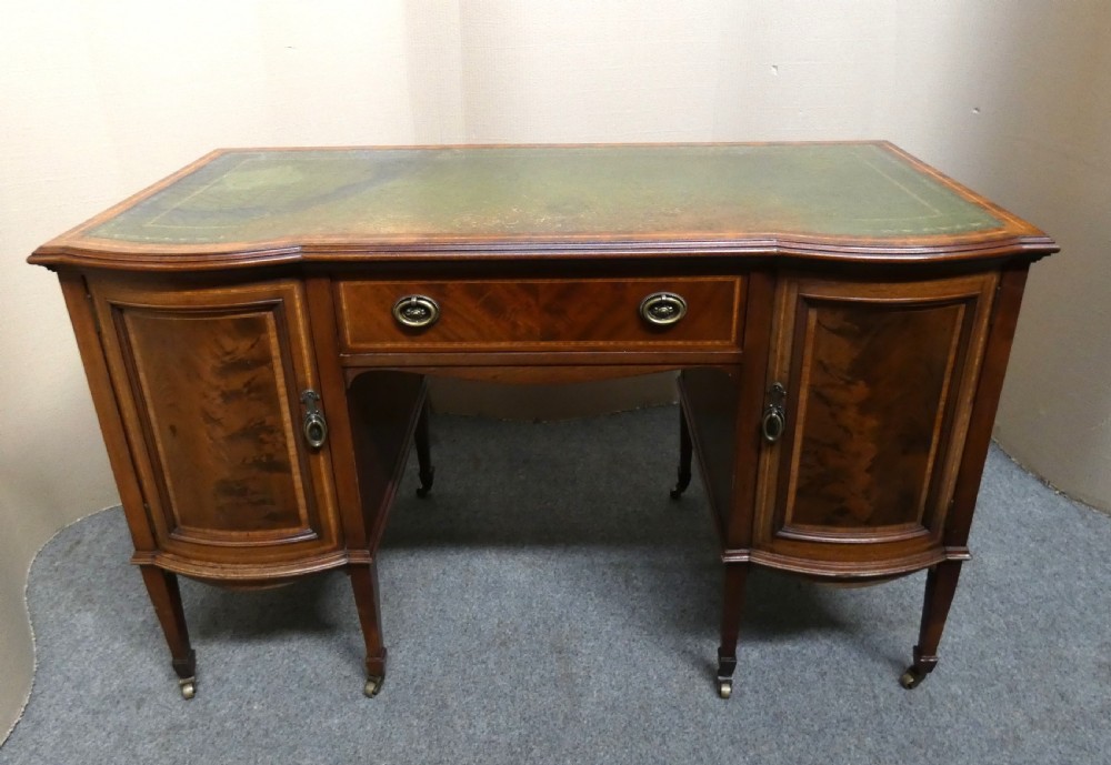 Inlaid mahogany desk View IX