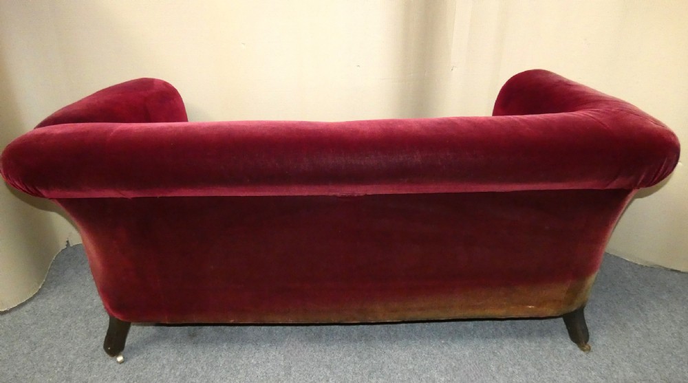 Chesterfield sofa View VI