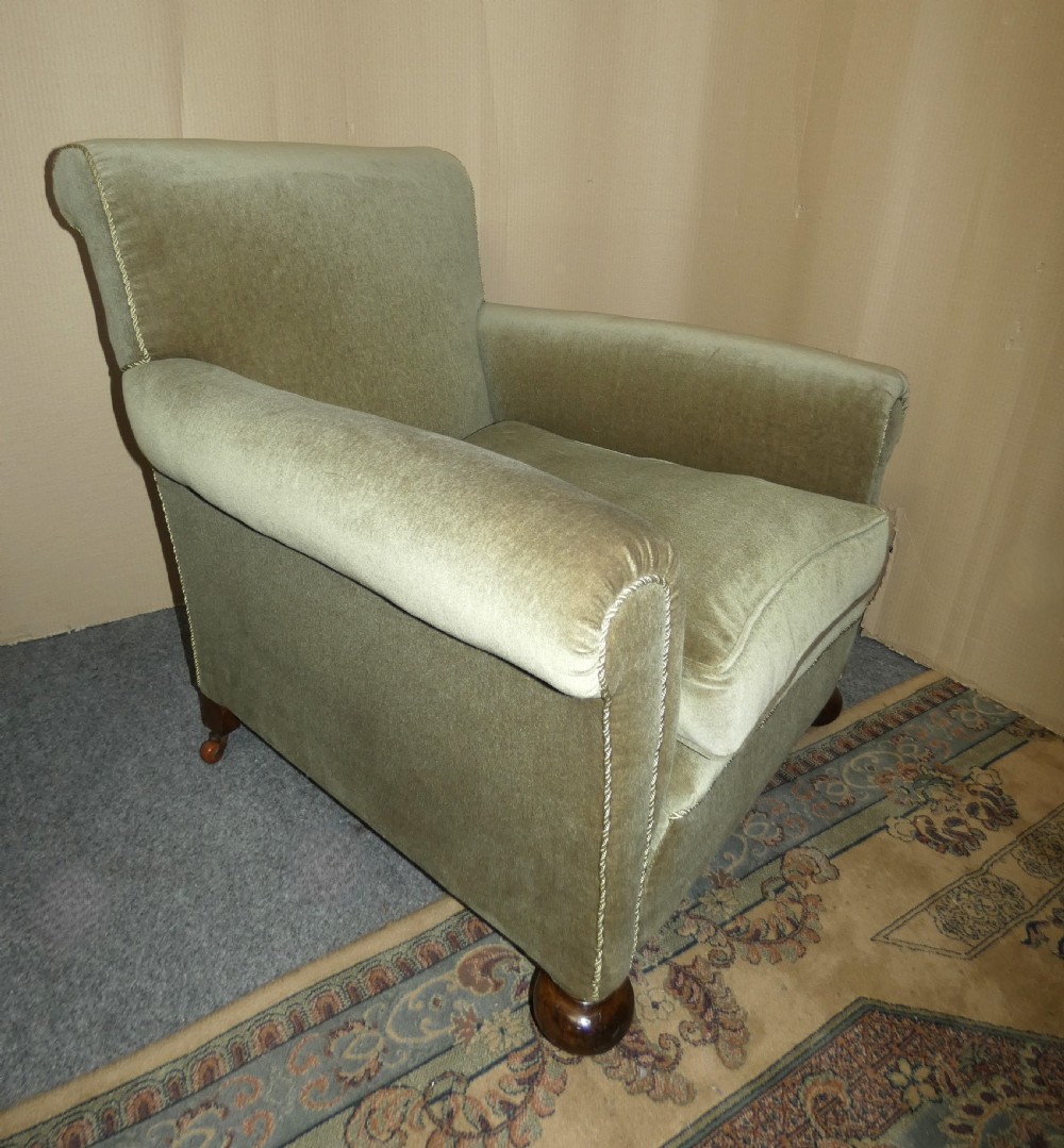 Pair of armchairs View IV