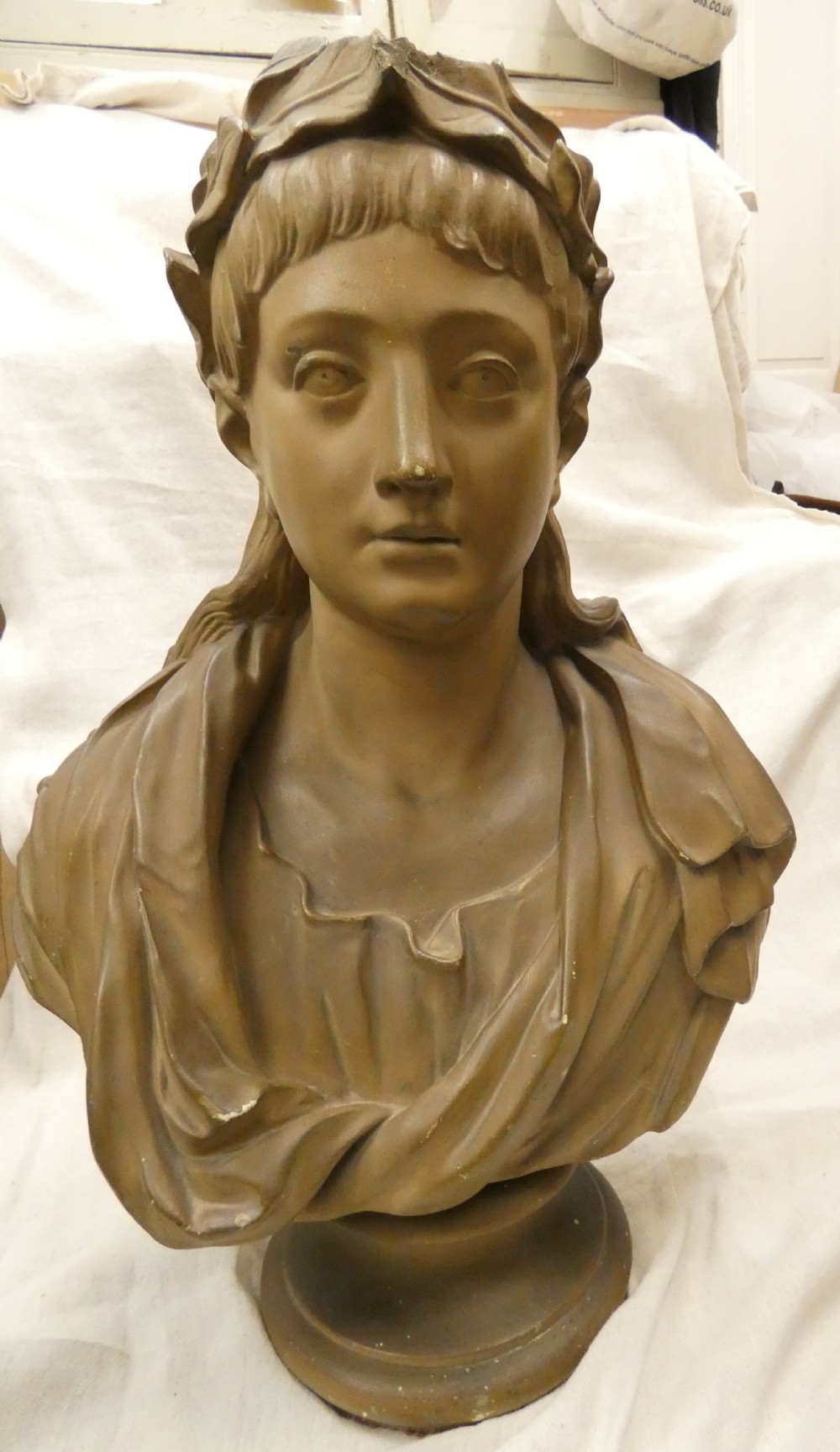 Large classical female bust View VIII