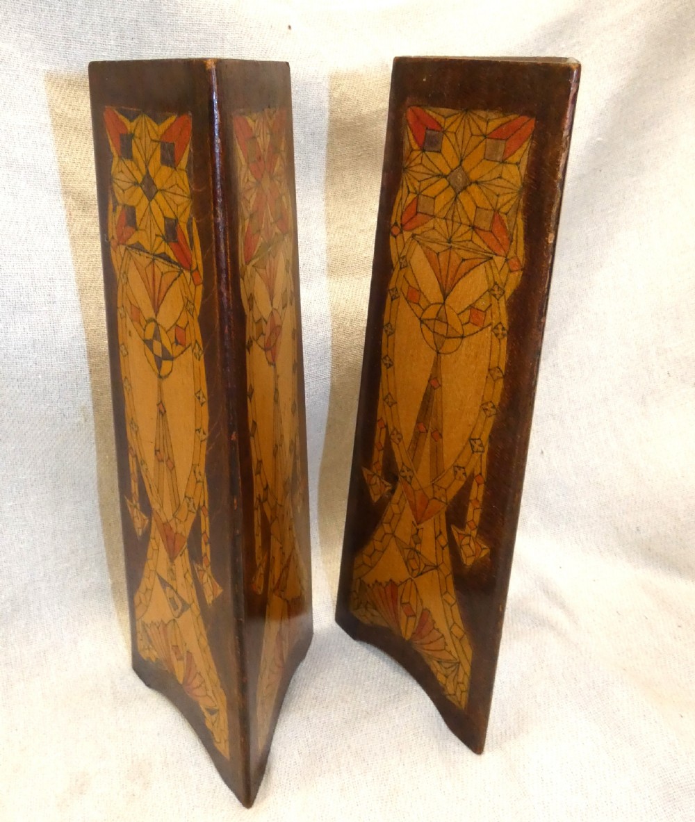 Pair of Art Nouveau vases View V