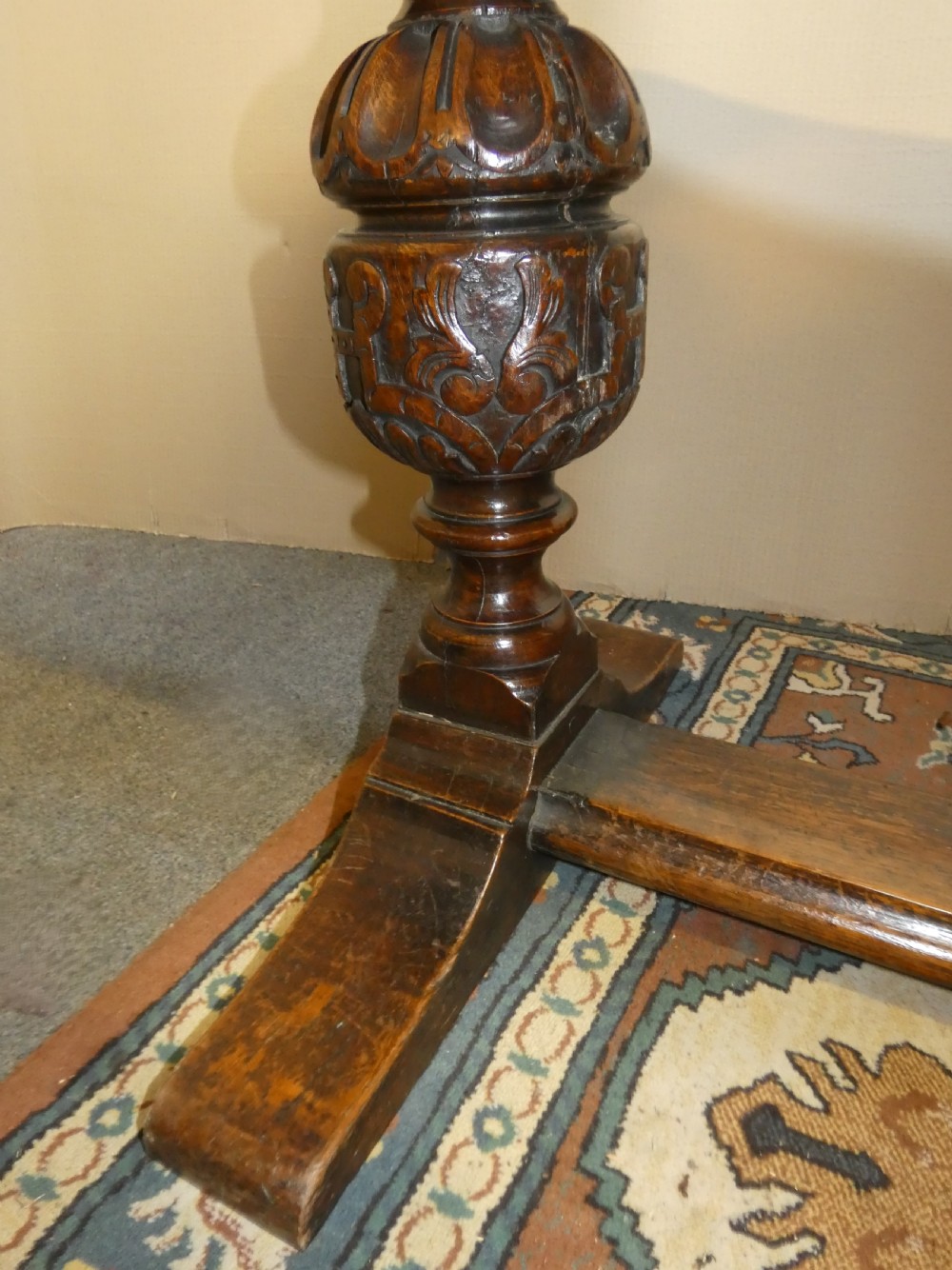 Oak refectory table View VI