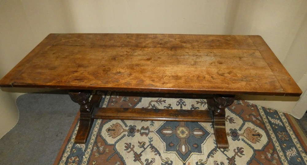 Oak refectory table View VIII