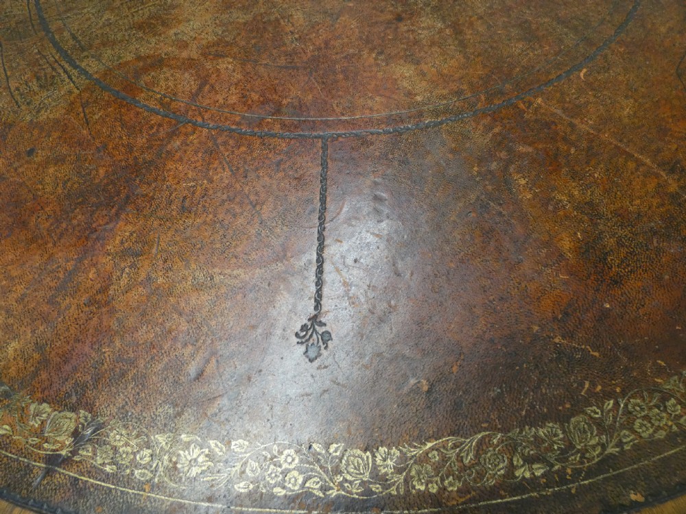 Mahogany drum table View V