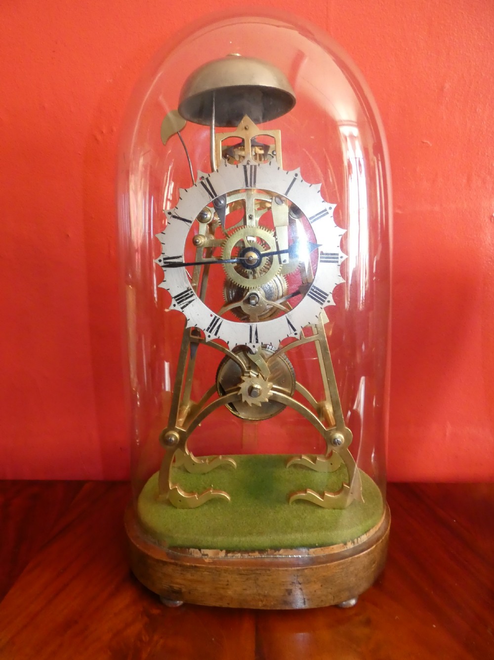 Skeleton clock