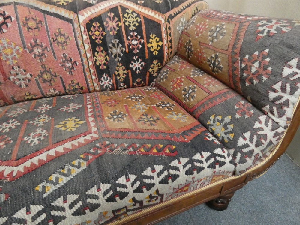 Kilim sofa View VII