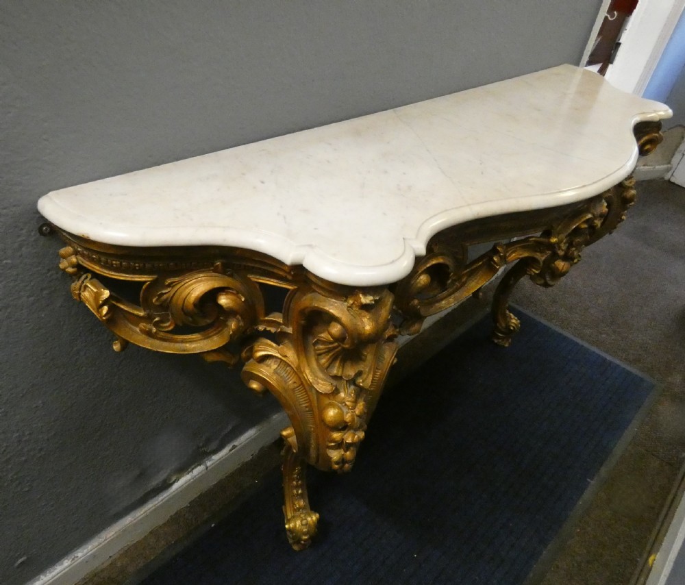 Large giltwood console table View VIII