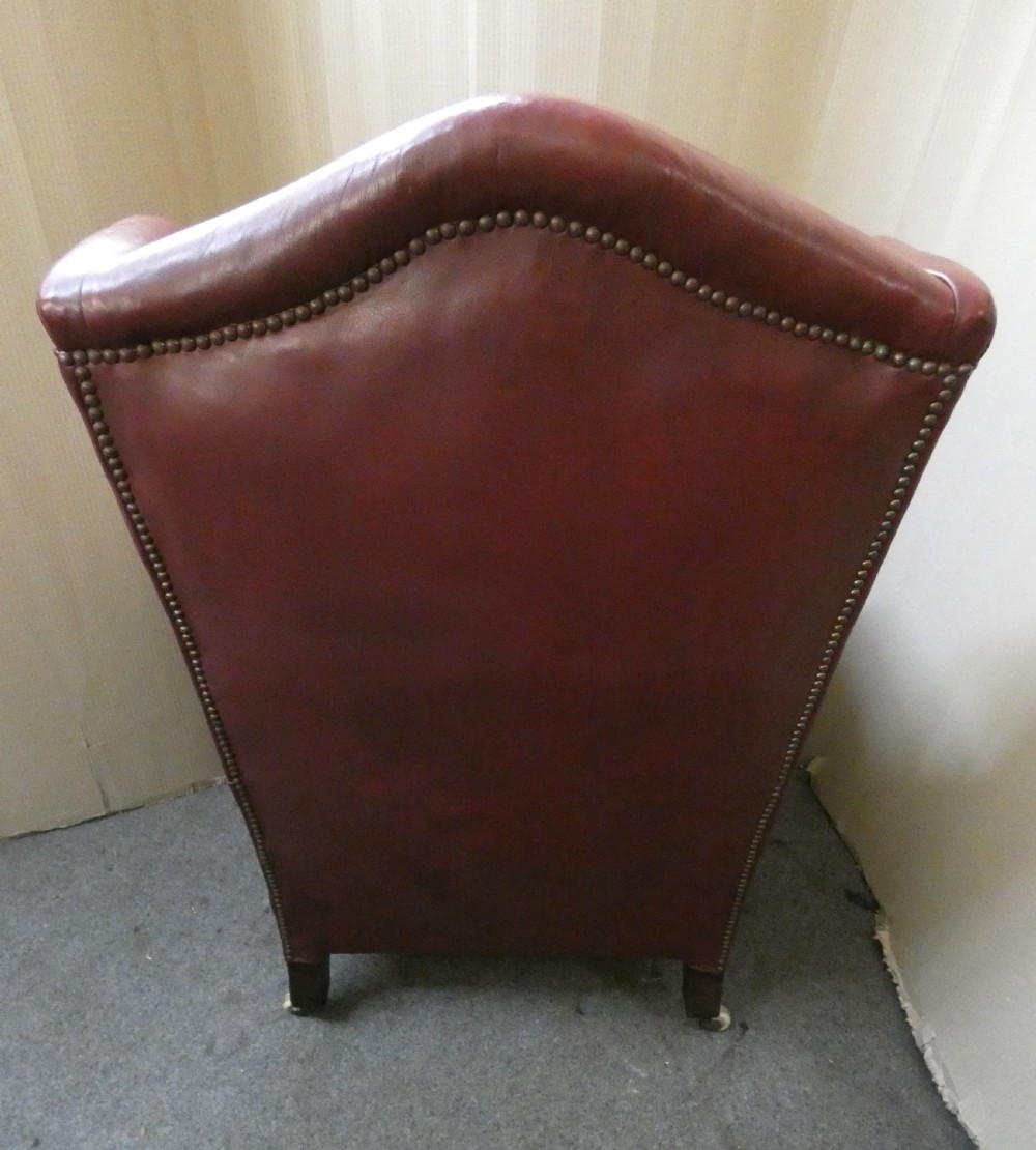 Leather armchair View VIII