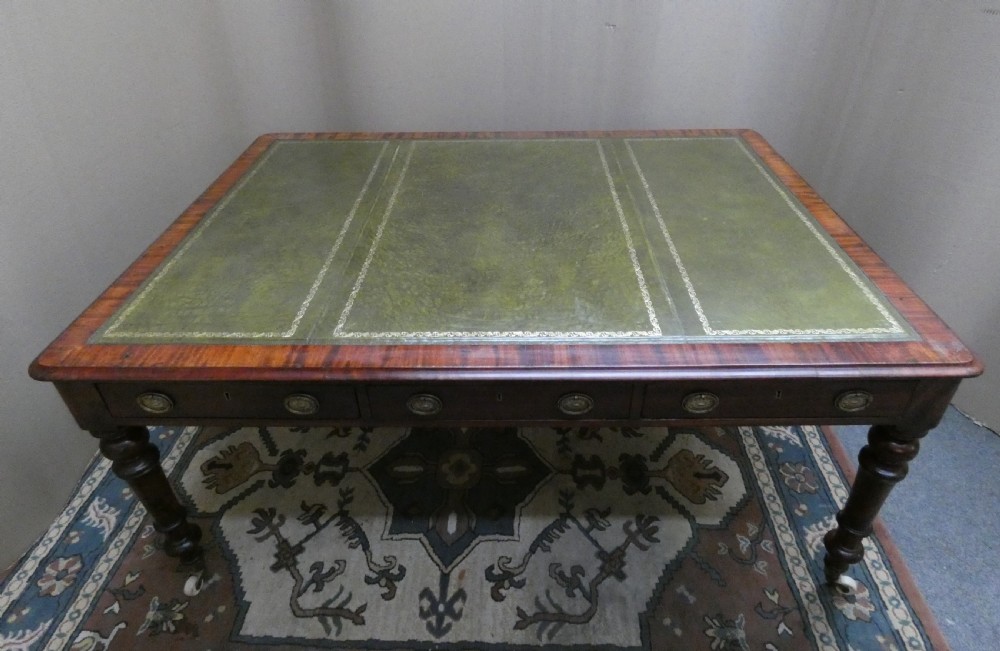 Mahogany library table View V