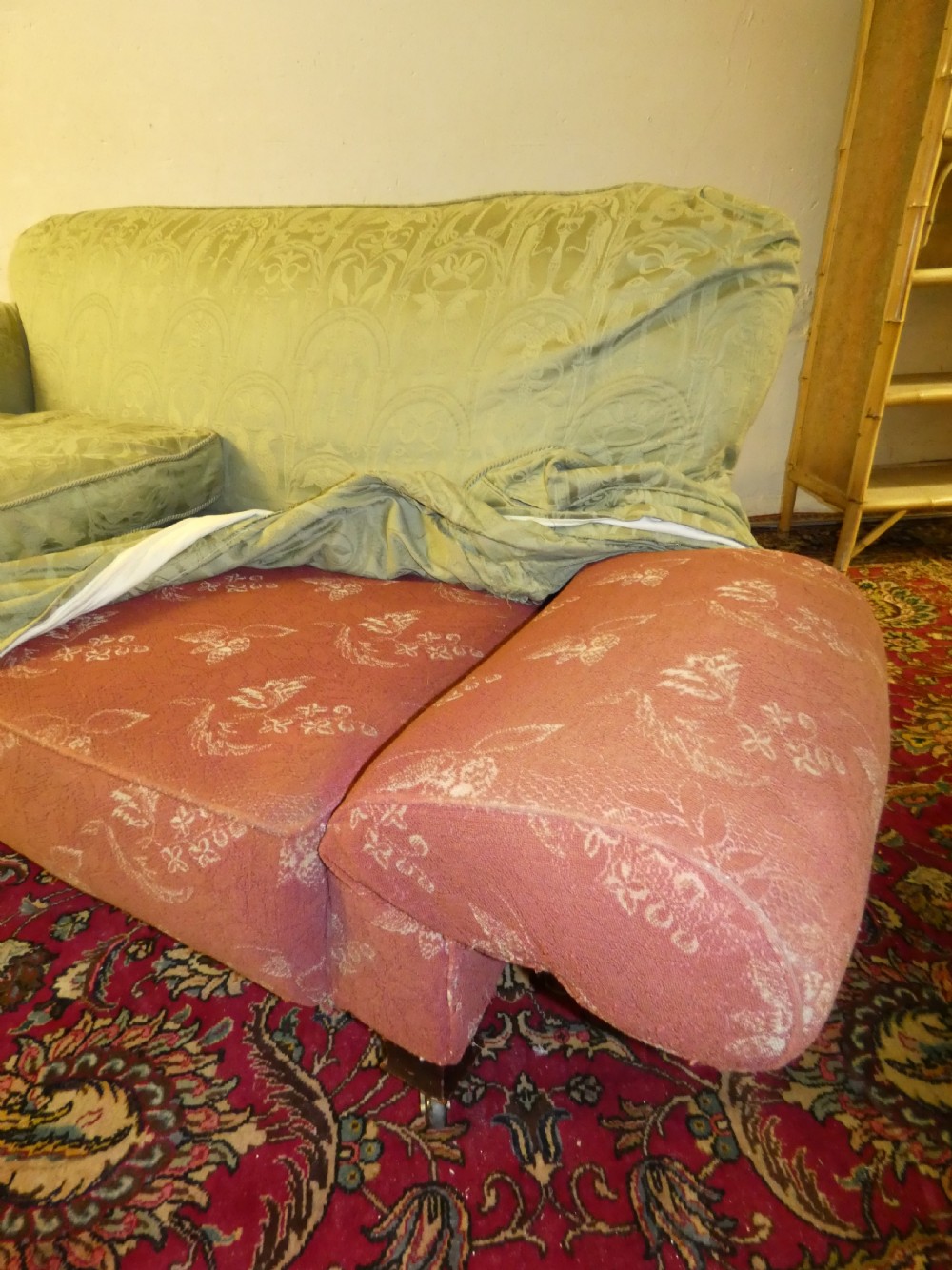 Sofa  View IX