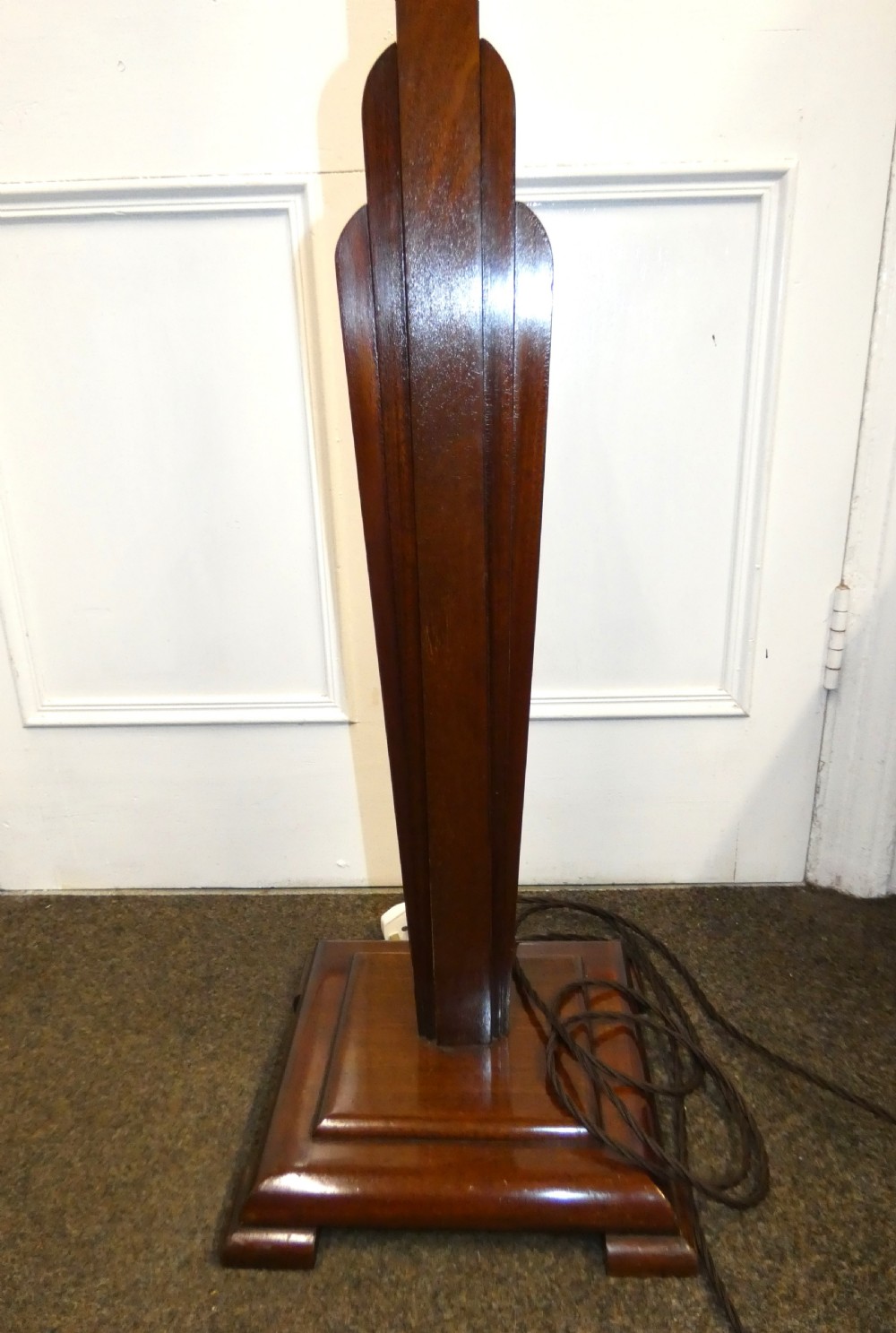 Art Deco standard lamp View IV