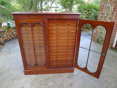 fig 2. A SUPERB 32 DRAWER, VICTORIAN MAHOGANY COLLECTORS CABINET CIRCA 1870