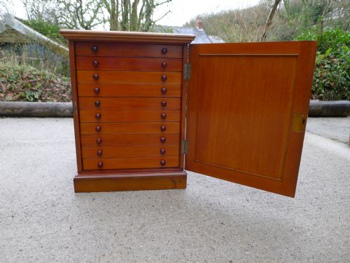 fig 2. A SUPERB 10 DRAWER COLLECTORS CABINET BY J.T.CROCKETT OF CAVENDISH SQUARE, LONDON.