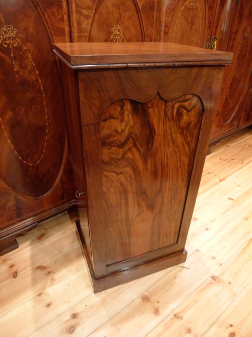 fig 1. A VERY GOOD, HIGHLY FIGURED ENGLISH WALNUT, 14 DRAWER COLLECTORS CABINET CIRCA 1870