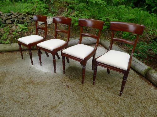 A Very Good Set of Four William IV Mahogany Dining Chairs. Circa 1830