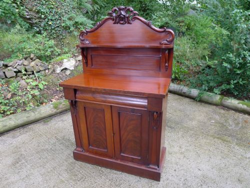 fig 1. AN UNUSUALLY SMALL VICTORIAN MAHOGANY CHIFFONIER SIDEBOARD SHELVED BACK CIRCA1880.