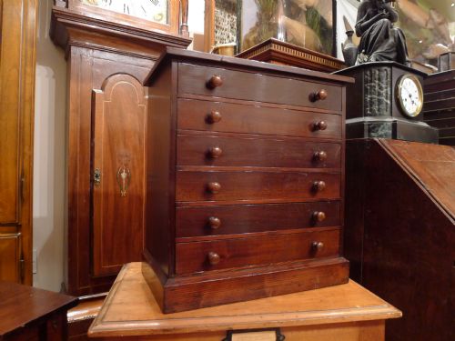 fig 1. A GOOD EDWARDIAN 6 DRAWER SATIN WALNUT COLLECTORS CABINET CIRCA 1900.