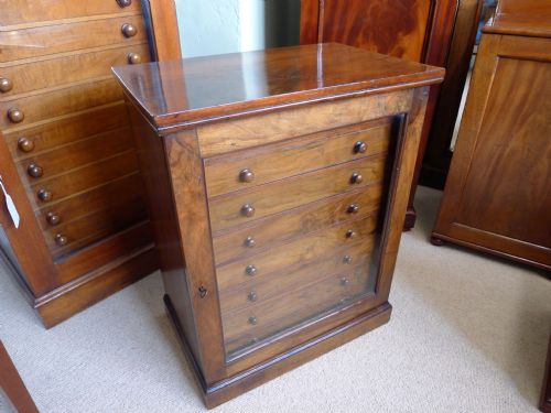 fig 1. A GOOD ENGLISH FIGURED WALNUT 8 DRAWER COLLECTORS CABINET.