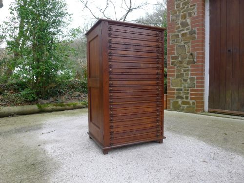 fig 3. A SOLID OAK VICTORIAN 20 DRAWER COLLECTORS CABINET CIRCA 1890