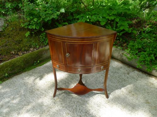 A GOOD GEORGIAN BOW FRONT MAHOGANY CORNER DISPLAY STANDWASH STAND WITH RARE FOLD DOWN TOP CIRCA 1790 - ADDITIONAL PHOTO 11