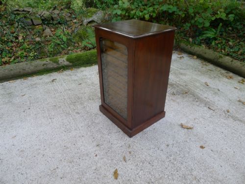 fig 2. A VICTORIAN 12 DRAWER DEAL COLLECTORS CABINET BY JAMES GARDNER OF OXFORD STREET, LONDON. CIRCA 1890.