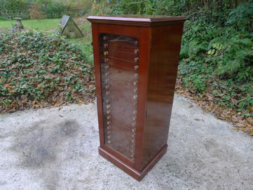 fig 2. A WATKINS AND DONCASTER 'DE LUXE' SOLID MAHOGANY 20 DRAWER COLLECTORS CABINET CIRCA 1890.
