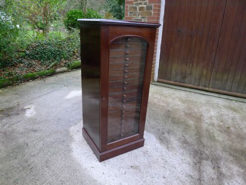 fig 1. AN EXCELLENT 20 DRAWER COLLECTORS CABINET BY MESSRS WATKINS & DONCASTER, THE STRAND, LONDON.