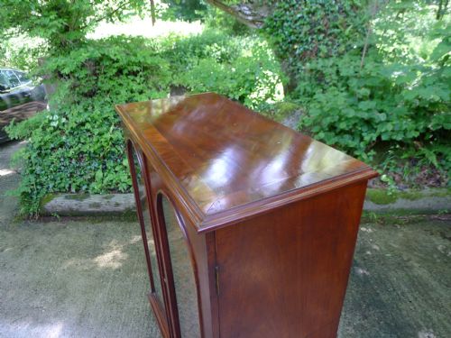 fig 2. A SUPERB 40 DRAWER, VICTORIAN MAHOGANY COLLECTORS CABINET CIRCA 1880