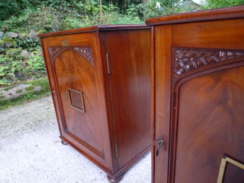 fig 4. A FINE PAIR OF EARLY 19TH CENTURY COLLECTORS CABINETS. PROPERTY OF THOMAS VERNON WOLLASTON 1822-1878.
