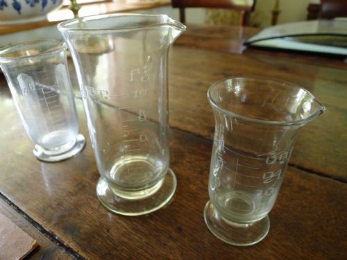 3 VICTORIAN MEDICINE GLASS MEASURES CIRCA 1870 - ADDITIONAL PHOTO 3