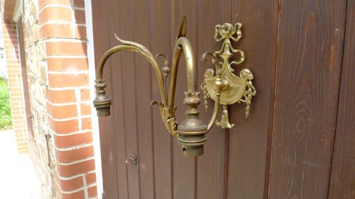 A Superb Gilded Wall Light with Twin Branch and Rams Head and Swag Decoration. Circa 1900.