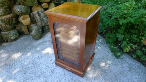 fig 1. A GOOD MAHOGANY 12 DRAWER COLLECTORS CABINET BY WATKINS & DONCASTER LATE OF THE EMMINENT ENTOMOLOGIST P.W.CRIBB.
