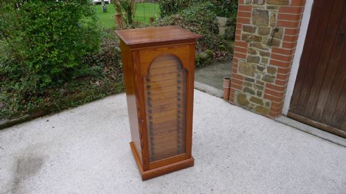fig 3. A SUPERB 20 DRAWER CLASSIC J.T.CROCKETT OF CAVENDISH SQUARE, COLLECTORS CABINET CIRCA 1885. (CONTINENTAL DEPTH DRAWERS).