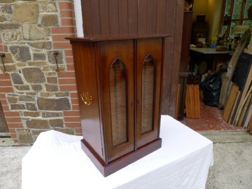 A Beautiful Mahogany 31 Drawer Medal, Coin or Jewellery Collectors Cabinet Circa1890.