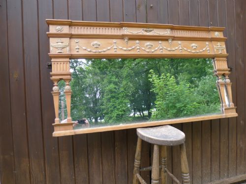 A FINE AND ORIGINAL LATE 18THEARLY 19TH CENTURY OVERMANTEL IN PINE AND GESSO ORIGINAL GLASS - ADDITIONAL PHOTO 7