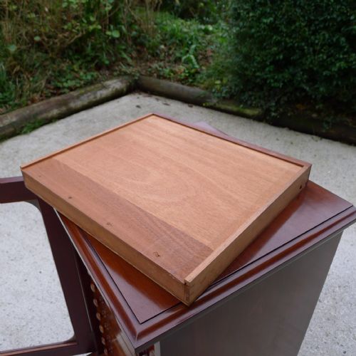 fig 4. A PRISTINE WATKINS & DONCASTER 'DE-LUXE' COLLECTORS CABINET IN SOLID MAHOGANY. CIRCA 1890.