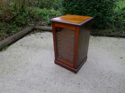 fig 1. A GOOD 12 DRAWER DEAL AND MAHOGANY COLLECTORS CABINET BY WATKINS & DONCASTER. CIRCA 1890.