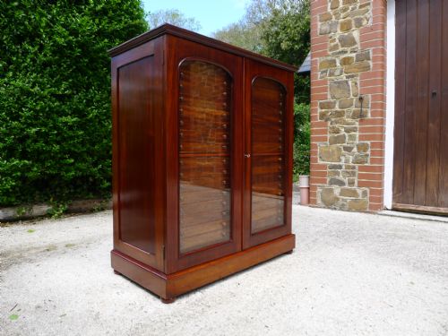 fig 3. FOR THE CONNOISSEUR, A SUPERB AND RARE 36 DRAWER BRADY COLLECTORS CABINET. CIRCA 1900.