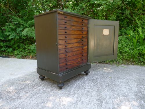 AN EXCELLENT ORIGINAL PAINTED 12 DRAWER COLLECTORS CABINET CIRCA 1870 - ADDITIONAL PHOTO 13