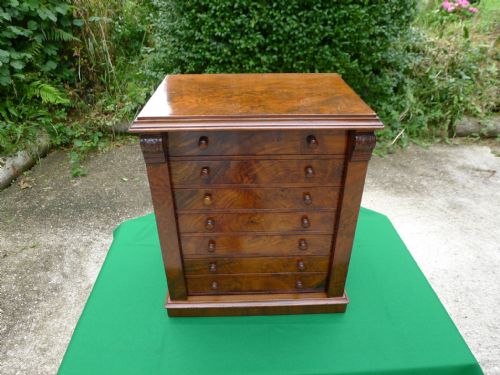 fig 2. A VERY FINE ENGLISH BURR WALNUT WELLINGTON CHEST COLLECTORS CABINET. CIRCA 1870.