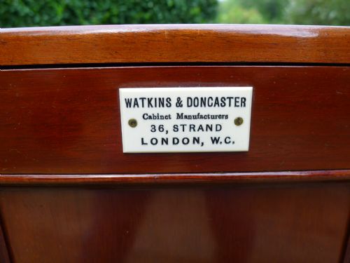 fig 2. UNIQUE AND HISTORIC COLLECTORS CABINET. BARON WALTER ROTHSCHILD. CIRCA 1900.