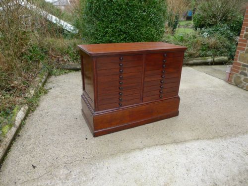 fig 1. A SUPERB 18 DRAWER COLLECTORS CABINET BY HOLLAND & SONS. EX BRITISH MUSEUM. CIRCA 1890.
FOR THE CONNOISSEUR. SOLID MAHOGANY THROUGHOUT.