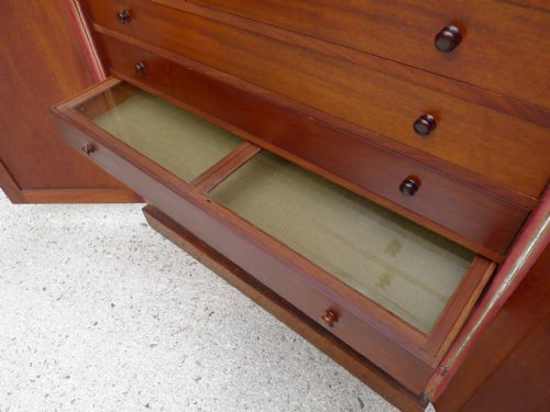 AN HISTORICALLY IMPORTANT COLLECTORS CABINET THE PROPERTY OF WILLIAM JOHN BURCHALL 17811863 CIRCA 1830 - ADDITIONAL PHOTO 15