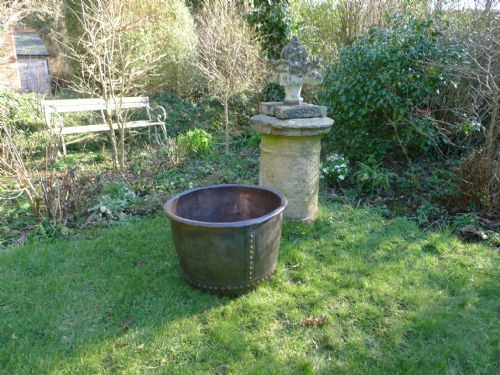 A FINE GEORGIAN COPPER LOG BIN CIRCA 1820 - ADDITIONAL PHOTO 1