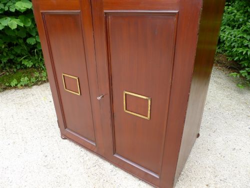 A MID 19TH CENTURY COLLECTORS CABINET IN STAINED AND POLISHED DEAL CIRCA 1860 - ADDITIONAL PHOTO 4