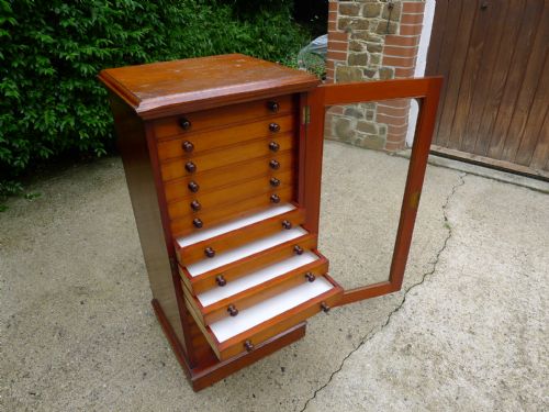A GOOD 15 DRAWER INSECT COLLECTORS CABINET BY MESSRS WATKINS DONCASTER CIRCA 1890 - ADDITIONAL PHOTO 2