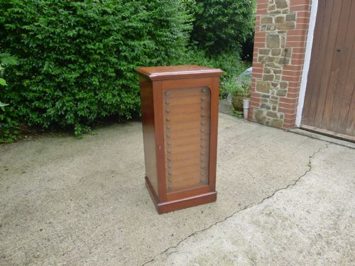 A GOOD 15 DRAWER INSECT COLLECTORS CABINET BY MESSRS WATKINS DONCASTER CIRCA 1890 - ADDITIONAL PHOTO 3