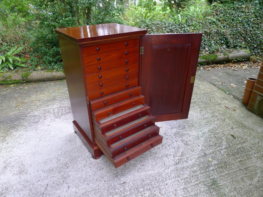12 DRAWER COLLECTORS CABINET BY STANDISH. CIRCA 1870.