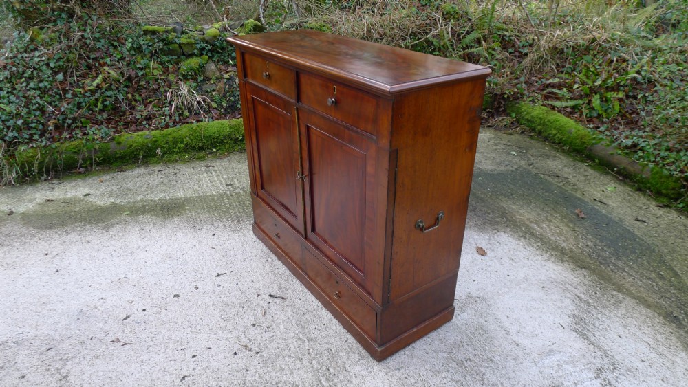 A FINE 28 DRAWER COLLECTORS CABINET CIRCA 1850 IN HONDURAS MAHOGANY View IV