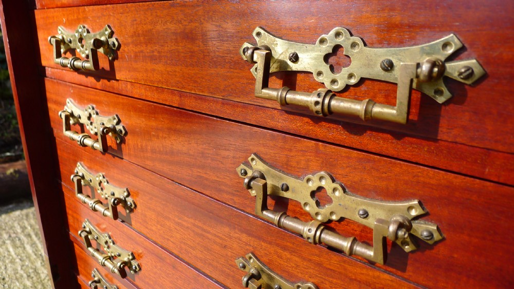 A GOOD VICTORIAN MAHOGANY 12 DRAWER SPECIMEN COLLECTORS CABINET. CIRCA 1890 View III